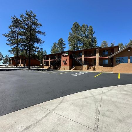 Motel In The Pines Munds Park Exterior foto